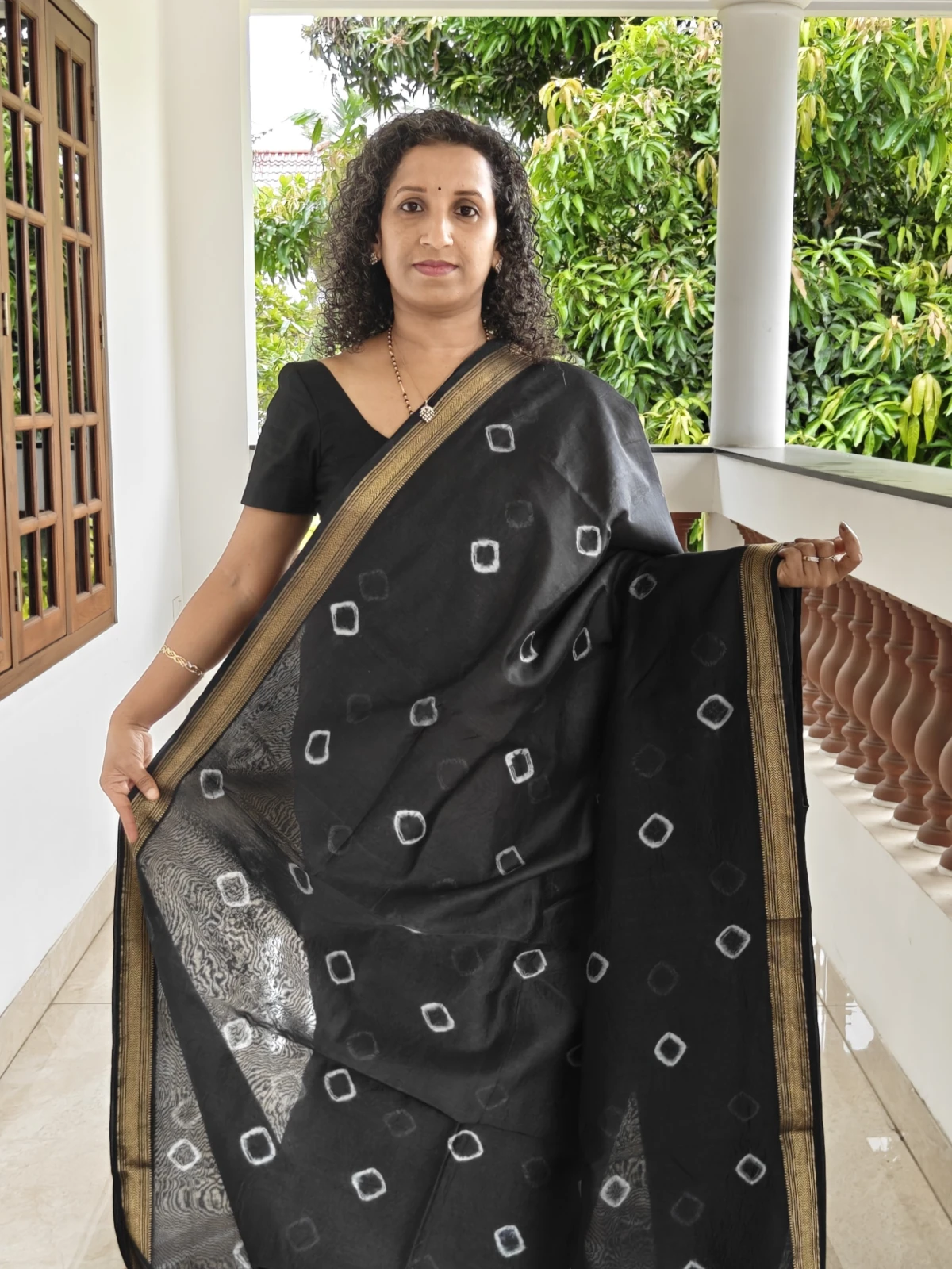Maheswari Silk Saree Black Bandhani and Gold Zari Border